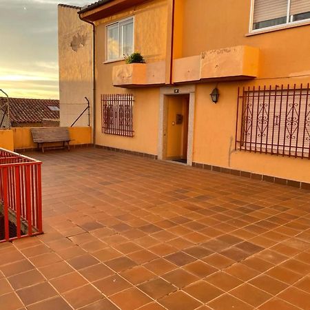 Apartamento Turistico Avila Vut Екстер'єр фото