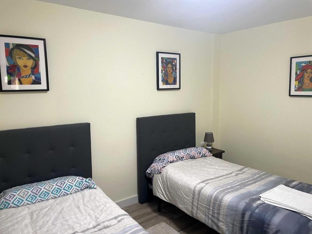 Apartamento Turistico Avila Vut Екстер'єр фото